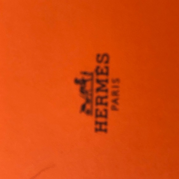 BNIB HERMES 💯 authentic beautiful sandal SOLD! - Picture 4 of 8